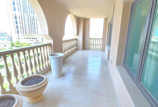Spacious Studio| Fully Furnished| With Balcony