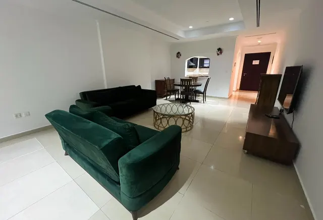 SPACIOUS STUDIO ONLY IN 5250 ONLY BIG LAYOUT..... - view 3