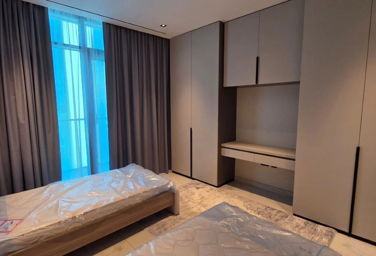 ELEGANT 2 BHK WITH MAID BRAND NEW FULLY FURNISHED