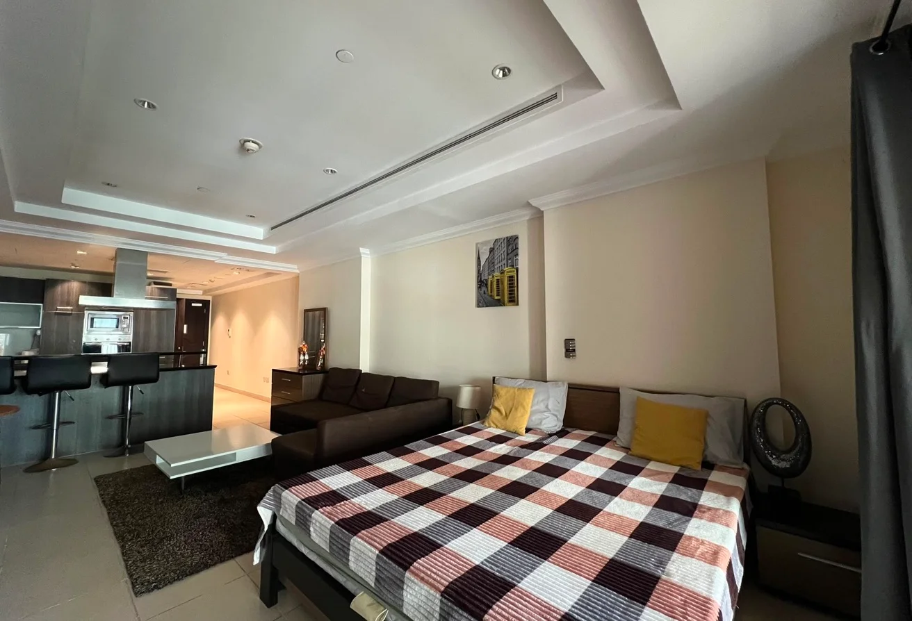SPACIOUS STUDIO | HUGE BALCONY | FURNISHED
