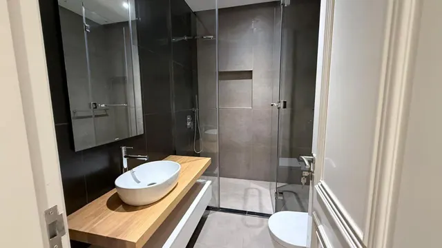 Furnished 2 Bedroom + Maid | Floresta Gardens