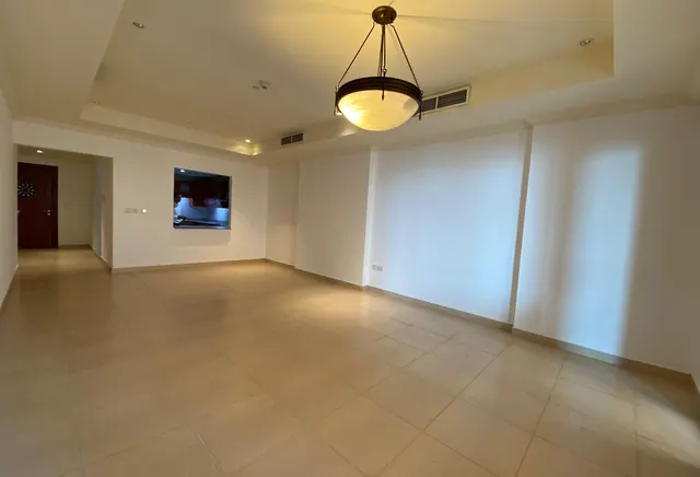 Semi-Furnished 1 Bedroom | Porto Arabia | Balcony - view 3