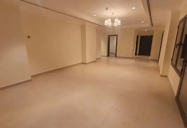 LUXURIOUS 1 BED+OFFICE APARTMENT BIG SEA VIEW