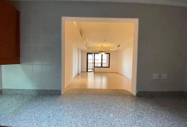 Semi-Furnished 1 Bedroom | Porto Arabia | Balcony