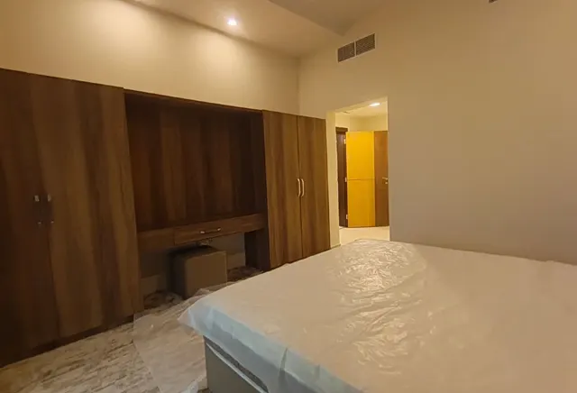 1bhk very big layout in foxhill south full furnish