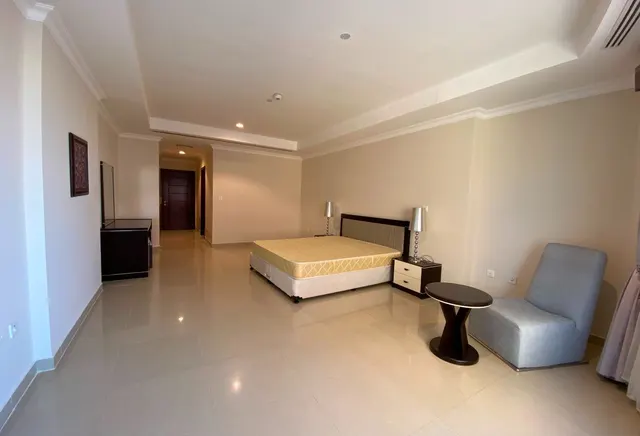 1 Bedroom + Office Furnished |Porto Arabia | Offer