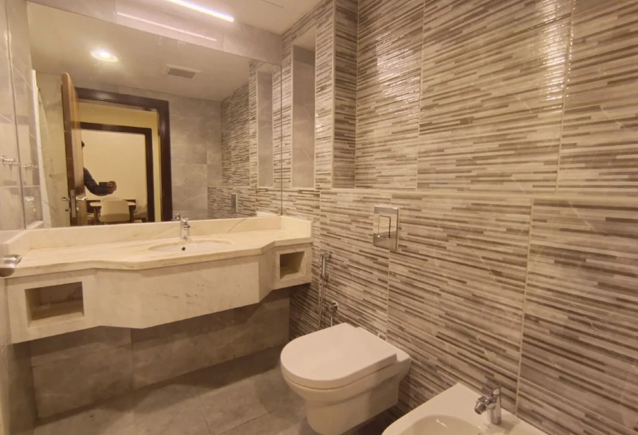 SPACIOUS 1BHK | FOX HILLS SOUTH | 6500 EXCL BILLS