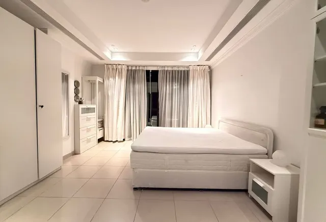 1BHK Sea View Apartment in Porto Arabia Pearl