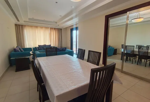 2 BR Apartment with Water View in The Pearl