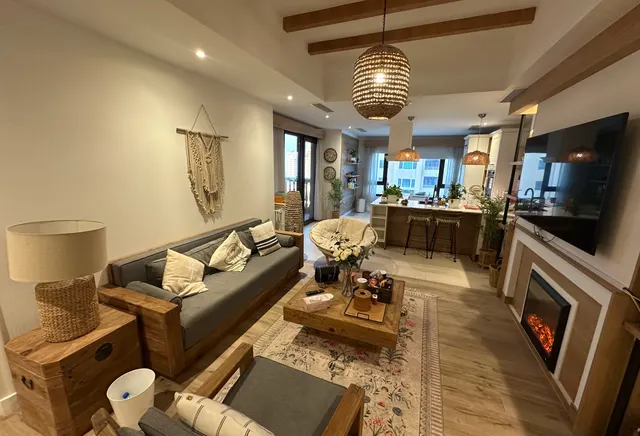 2+Maid Convert Including Bills Marina View
