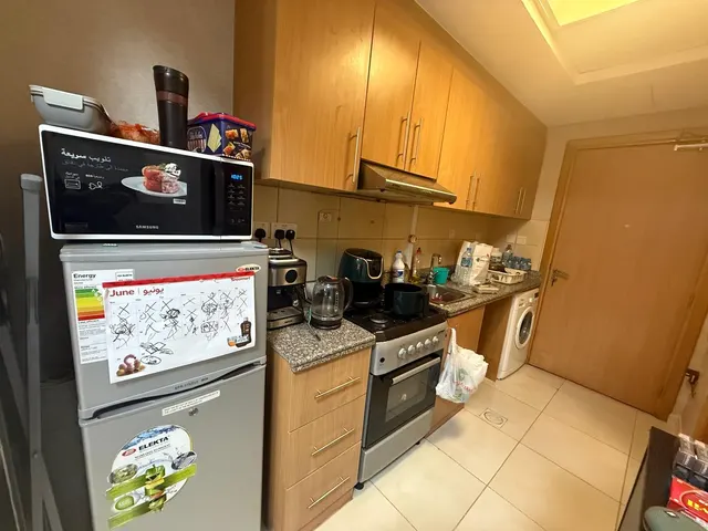 LIMITED TIME OFFER STUDIO FULLY FURNISHED BALCONY
