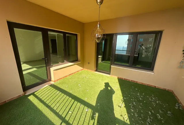 2+Maid Convert Including Bills Marina View