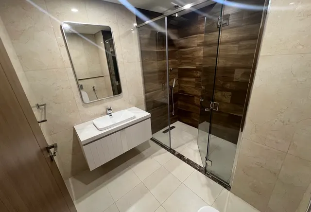 LUXURIOUS 1BHK VENDOM MALL | 8K INCLUDING BILLS