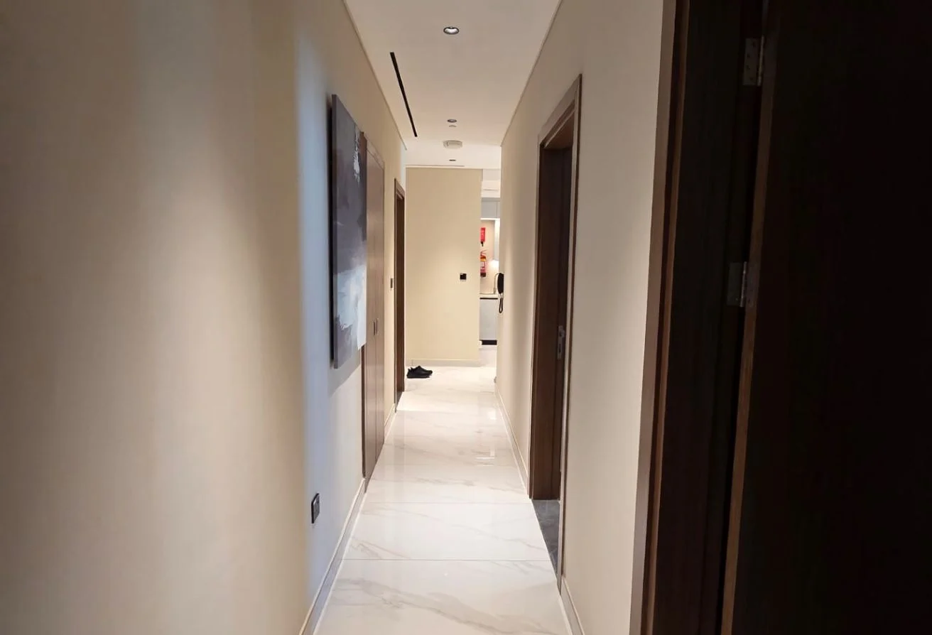 ELEGANT 2 BHK WITH MAID BRAND NEW FULLY FURNISHED