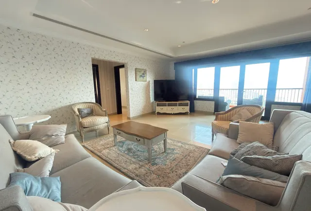 LIMITED TIME OFFER ! FINEST MARINA FRONT 2BHK FF !