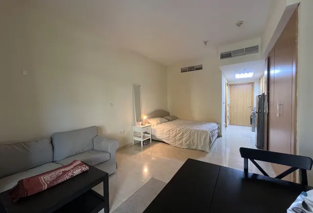 Studio fully furnished 4500 including bills foxhil