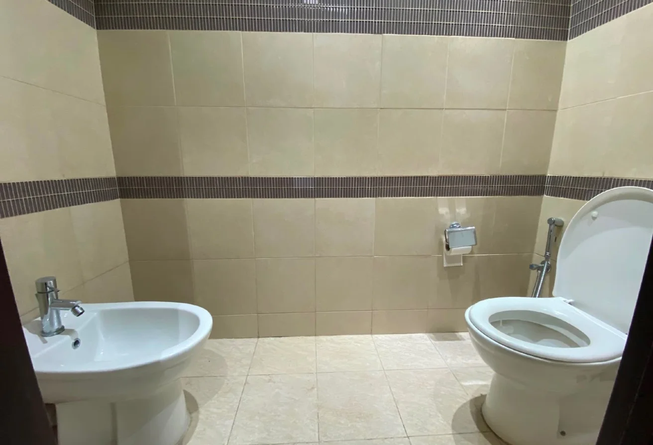 1BHK  Semi-Furnished Apartment | Porto arabia