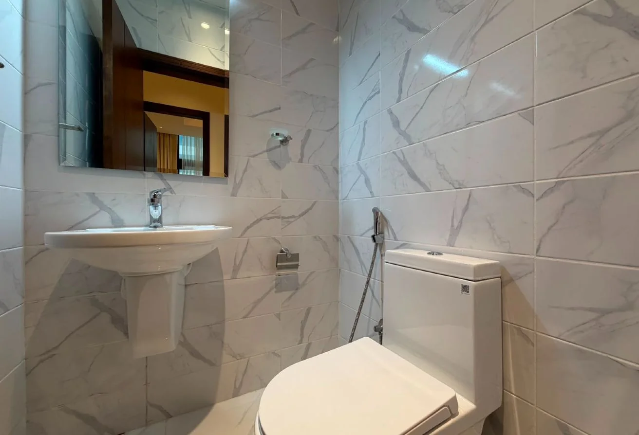 Elegant 2 BHK Fully Furnished Apartment