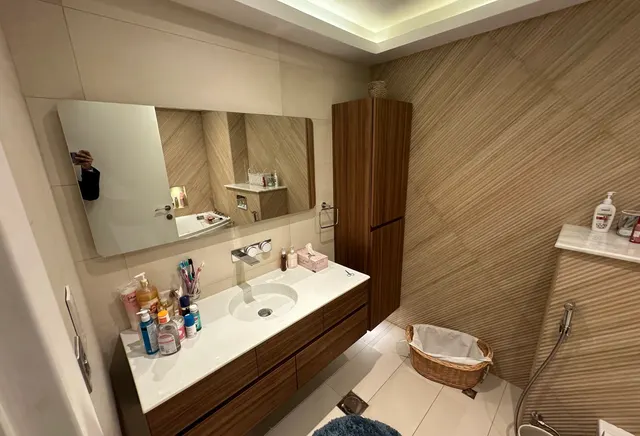 2+Maid Convert Including Bills Marina View