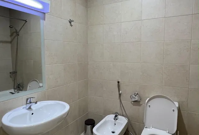 COZY 2 BR PLUS MAID IN ZIG ZAG WITH SEA VIEW - view 3