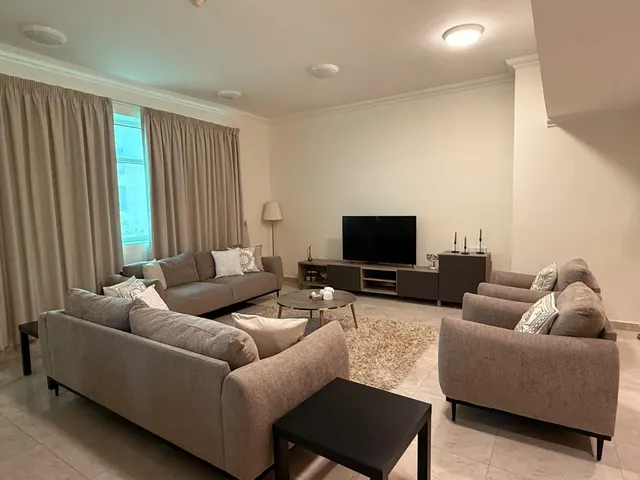 LUXURY 2BEDROOM FULLY FURNISHED WITH BALCONY