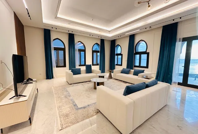 Exclusive 5BR Stand-Alone Villa|Private Beach/Pool