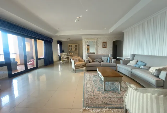 LIMITED TIME OFFER ! FINEST MARINA FRONT 2BHK FF !
