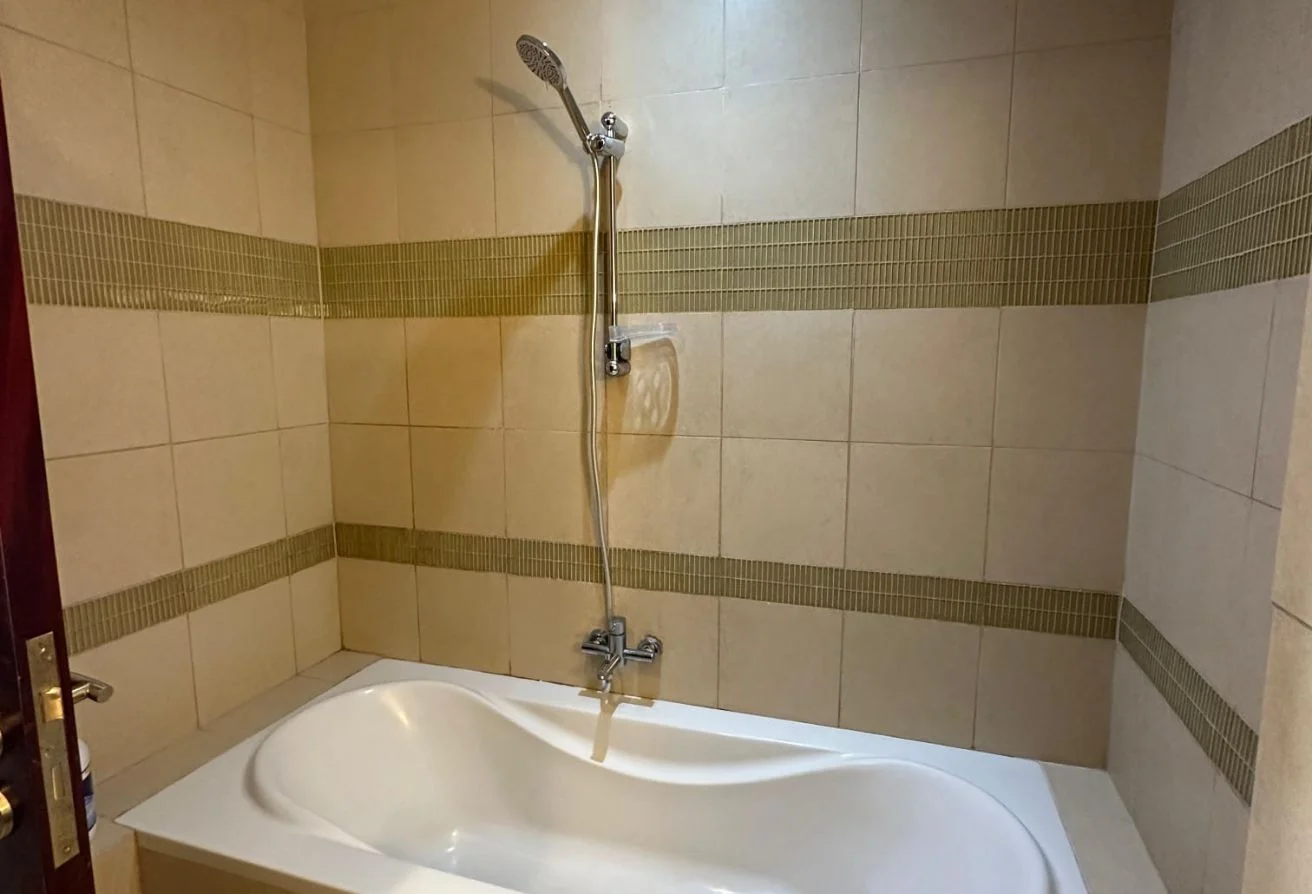 Spacious Converted 2BR | Semi Furnished | Porto Ar
