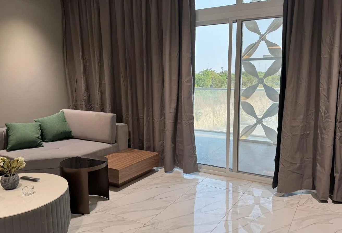 ELEGANT 2 BHK FF RENTED GOOD LAYOUT POOL VIEW
