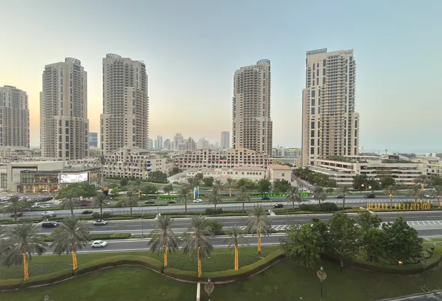 HOT DEAL ! HILTON/MARINA FRONT SPACIOUS 3BHK+MAID