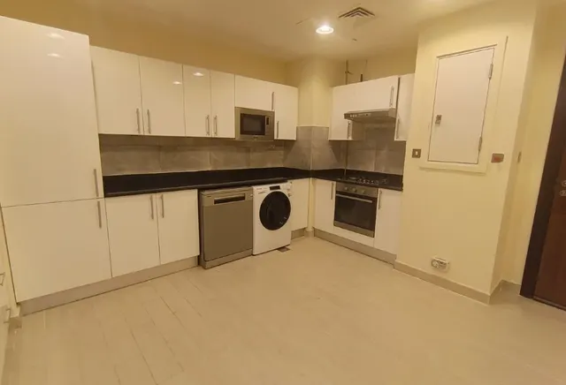 1bhk very big layout in foxhill south full furnish