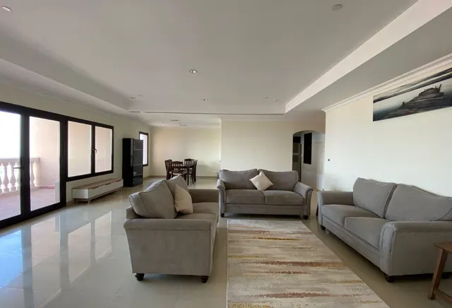 Luxury High-Floor 2BR | 175 SQM | 3 Baths | Balcon