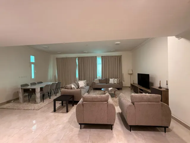 LUXURY 2BEDROOM FULLY FURNISHED WITH BALCONY - view 3