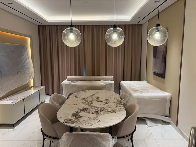 LUXURIOUS 2BHK FURNISHED WITH BALCONY