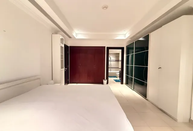 1BHK Sea View Apartment in Porto Arabia Pearl