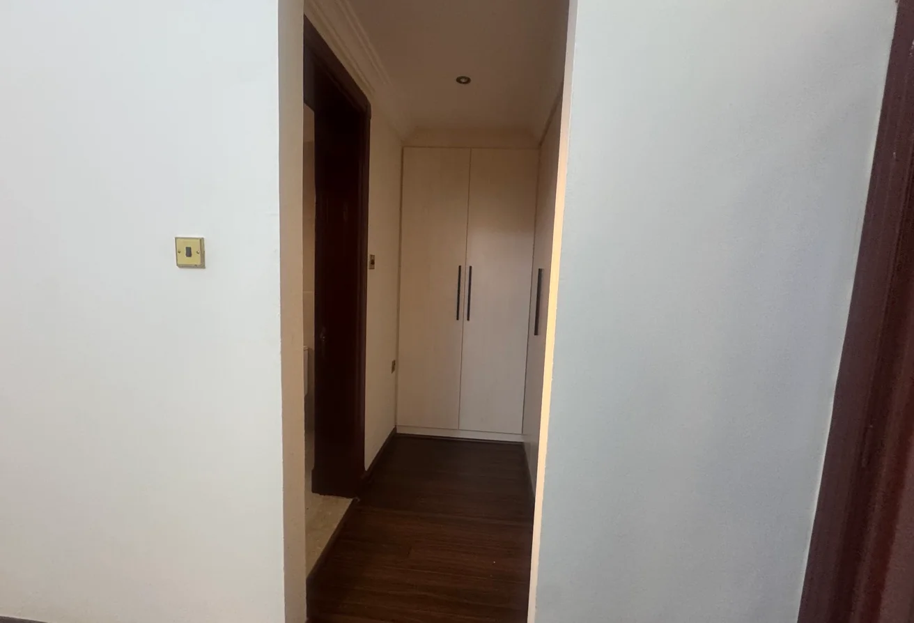 LAGOONA Semi Furnished 5 Bedroom Villa with Maid
