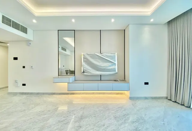 2 BR Furnished Apartment with Water View - view 3