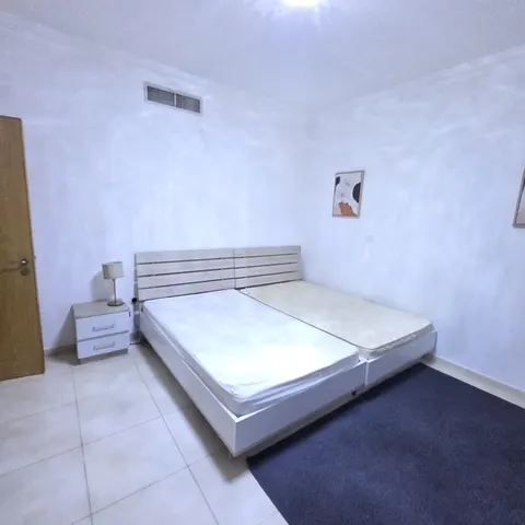 COZY 2BEDROOM FULLY FURNISHED WITH BALCONY