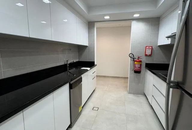 Modern 1-Bedroom with Prime Location