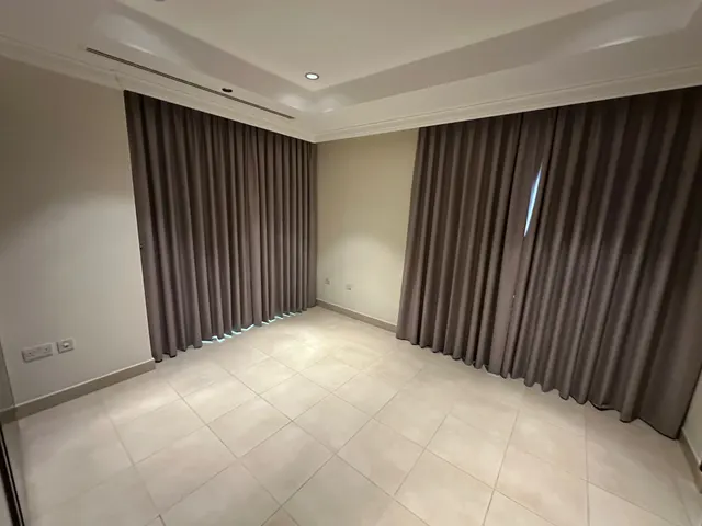 SPACIOUS TOWNHOUSE | MARINA VIEW | TRIPLEX | FF