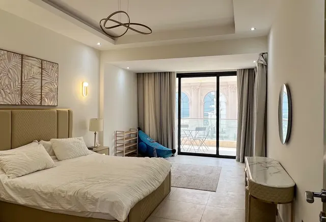 STUNNING 1BR IN LUSAIL MARINA WITH SEA VIEW - view 3