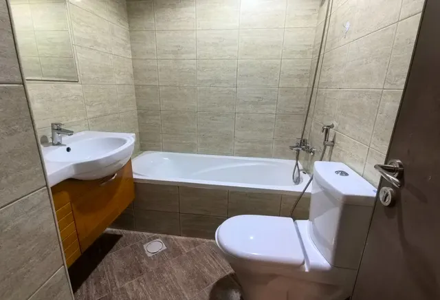 Exclusive Deal Fully Furnished 3BHK Prime location