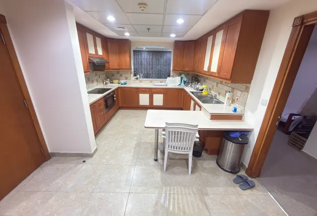 HOT DEAL ! HILTON/MARINA FRONT SPACIOUS 3BHK+MAID