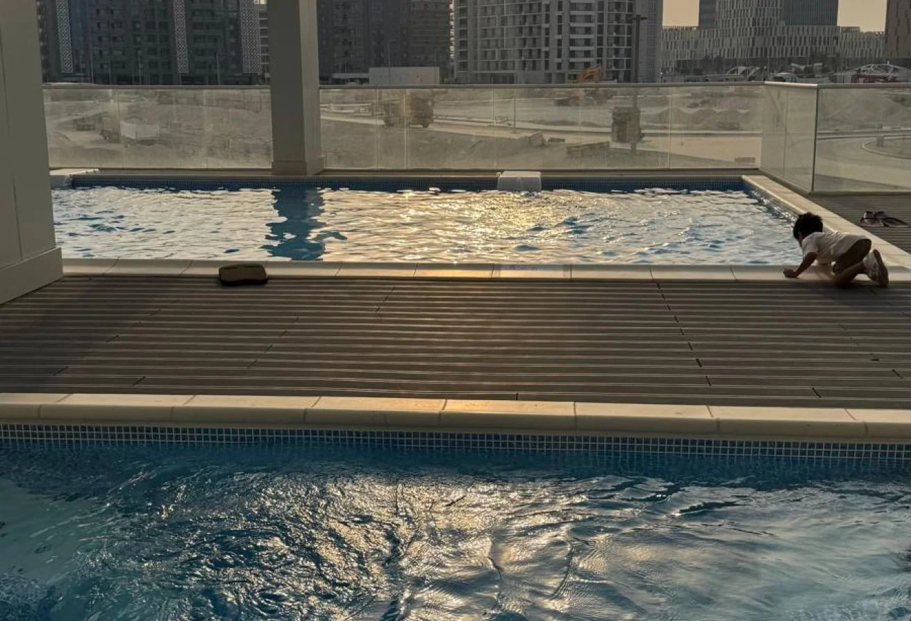 ELEGANT 2 BHK FF RENTED GOOD LAYOUT POOL VIEW