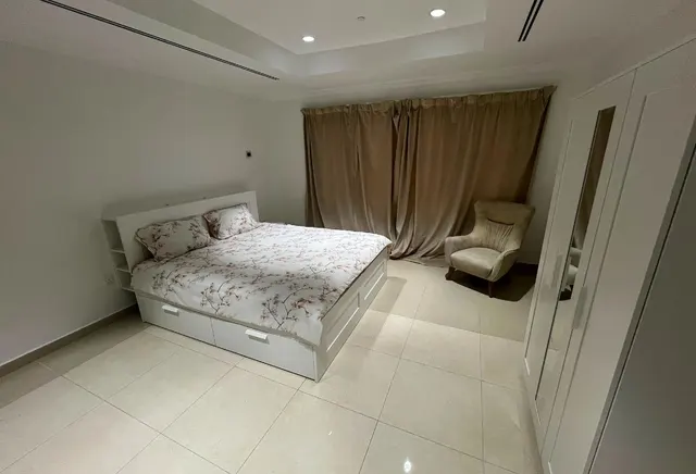 SPACIOUS STUDIO ONLY IN 5250 ONLY BIG LAYOUT.....