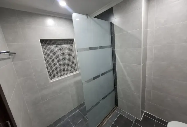LUXURY 2BEDROOM PLUS MAID WITH BALCONY