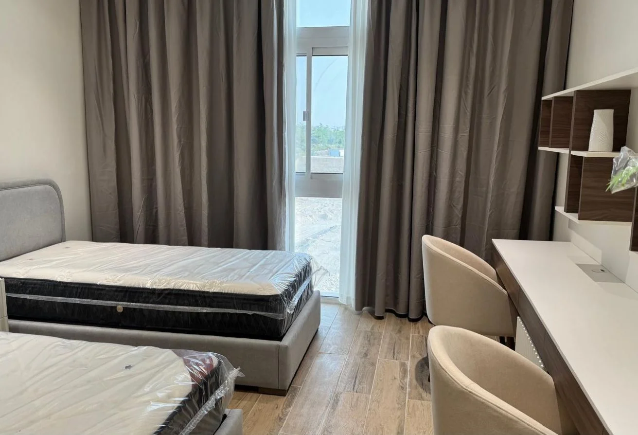 ELEGANT 2 BHK FF RENTED GOOD LAYOUT POOL VIEW