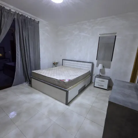 COZY 2BEDROOM FULLY FURNISHED WITH BALCONY