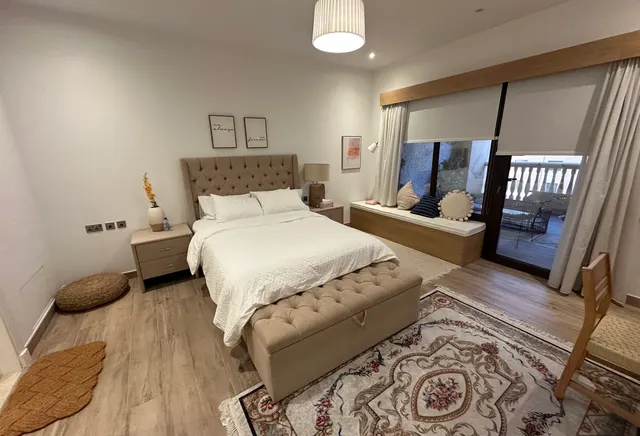 2+Maid Convert Including Bills Marina View