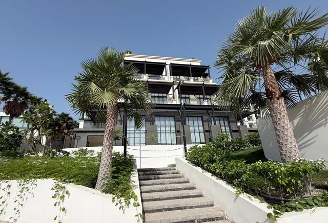 Ready to Move Luxury Homes | Prime Community Locat - view 3